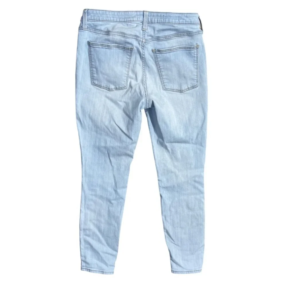 Universal Thread Jeans Mid Rise Skinny Size 8 Light Wash Stretch Women's - Picture 2 of 5